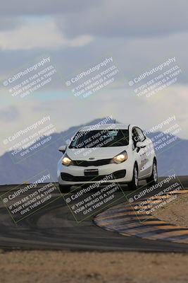 media/Jan-26-2025-SCCA SD (Sun) [[bcf61ed115]]/4-Women Novice/Session 3 (Turn 12/